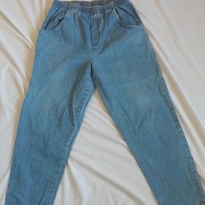 Vintage Cabin Creek high waist jeans.